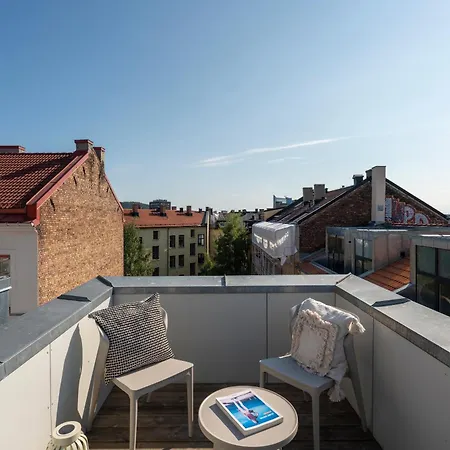 Dinbnb Gruenerlokka I Penthouse With Private Rooftop I 2 Bedrooms & 1 Bathroom 오슬로