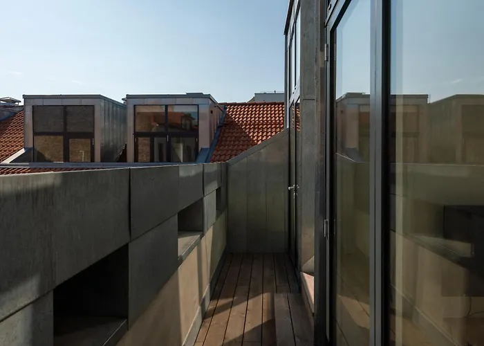 Lokka I Penthouse With Private Rooftop I 2 Bedrooms & 1 Bathroom Lägenhet *