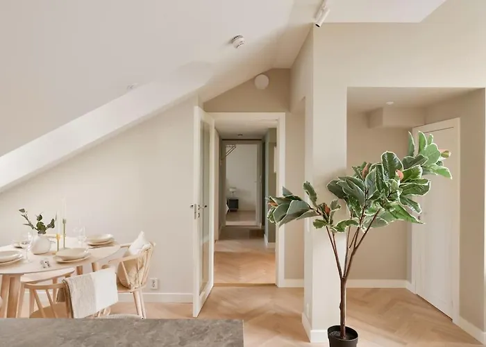 Lokka I Penthouse With Private Rooftop I 2 Bedrooms & 1 Bathroom Oslo